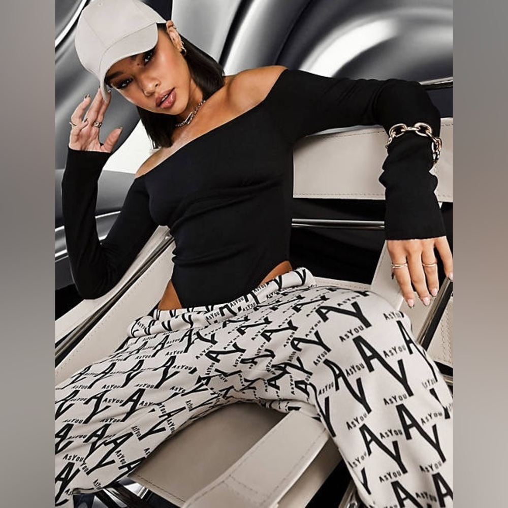 New ASYOU Coordinating Oversized Sweatpants in Monogram Print